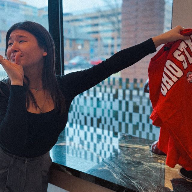 我们和@vervecolumbus的赌约输得心服口服，明年同一时间再来一局？